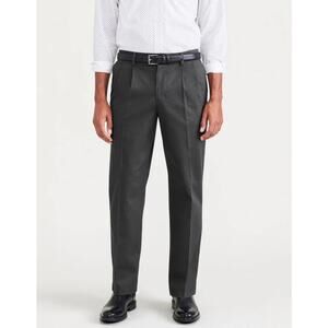 Dockers Olive Green Individual Fit pleated front khakis Size 33X29